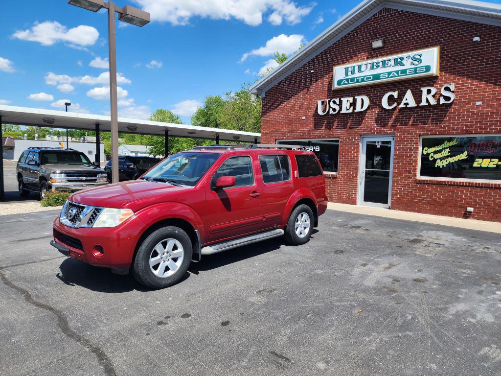 2008 Nissan Pathfinder SE's photo