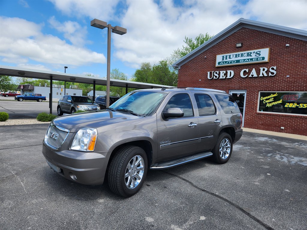 2011 GMC Yukon Denali's photo
